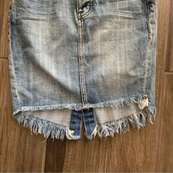 One by One Teaspoon 2020 High Rise Denim Pencil Skirt Frayed Hems Sz 22 - Picture 5 of 11